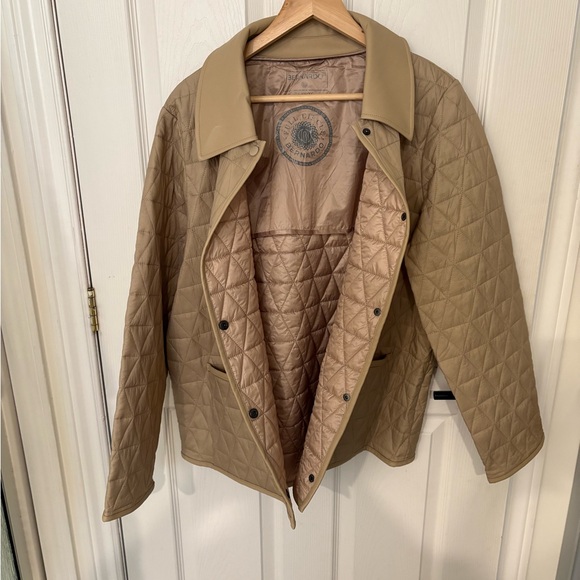 Classic Tan Quilted Jacket - Picture 4 of 4